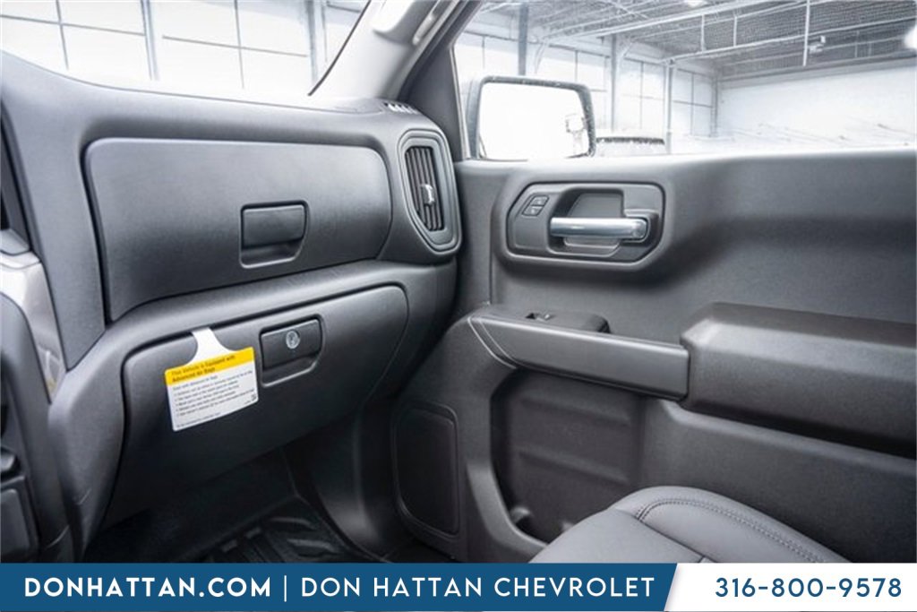 2026 Chevrolet Silverado 1500 photo 13
