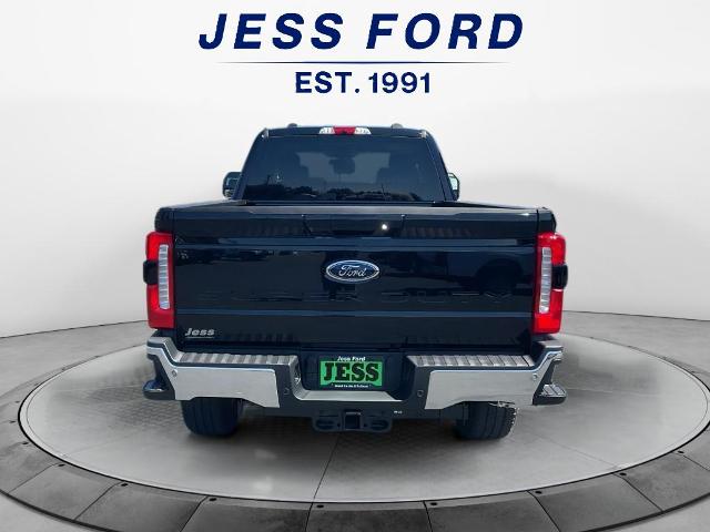 2025 Ford F-350 Lariat photo 4