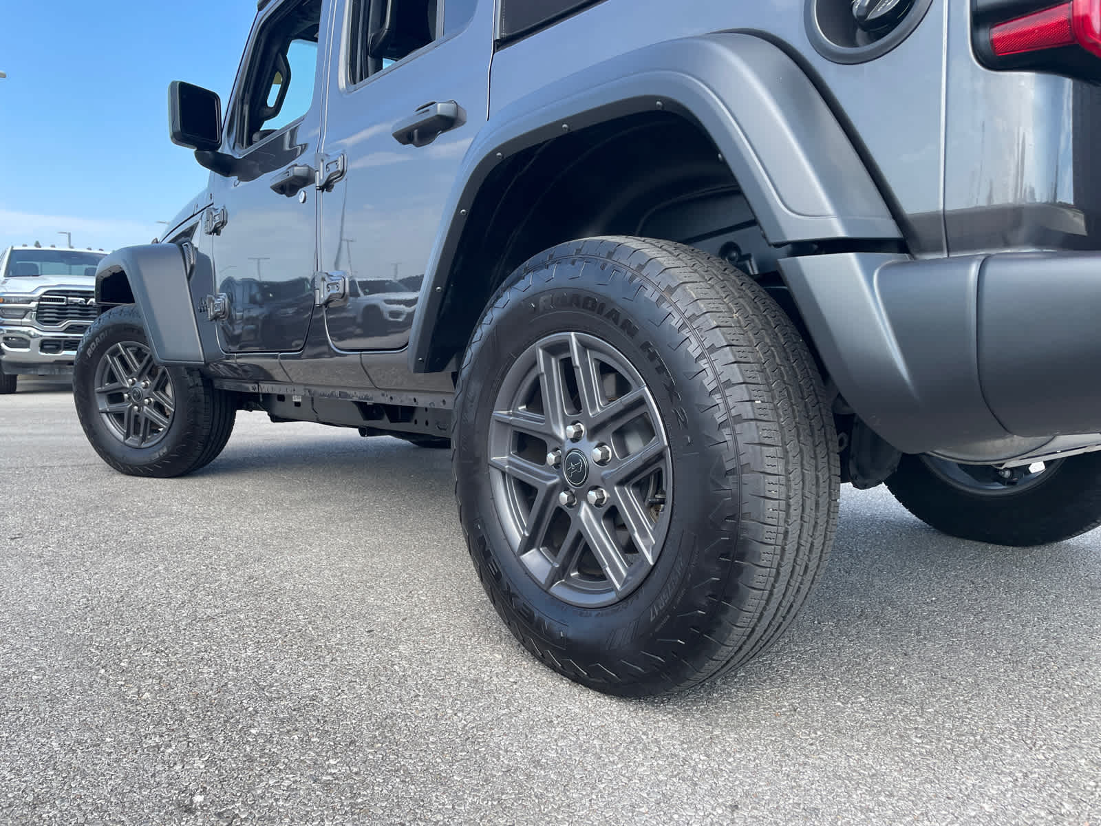 2024 Jeep Wrangler Sport S photo 6