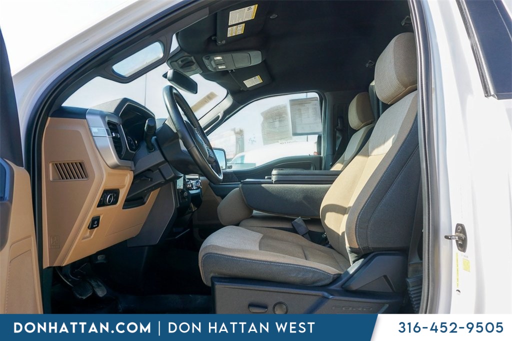 2023 Ford F-150 XLT photo 3