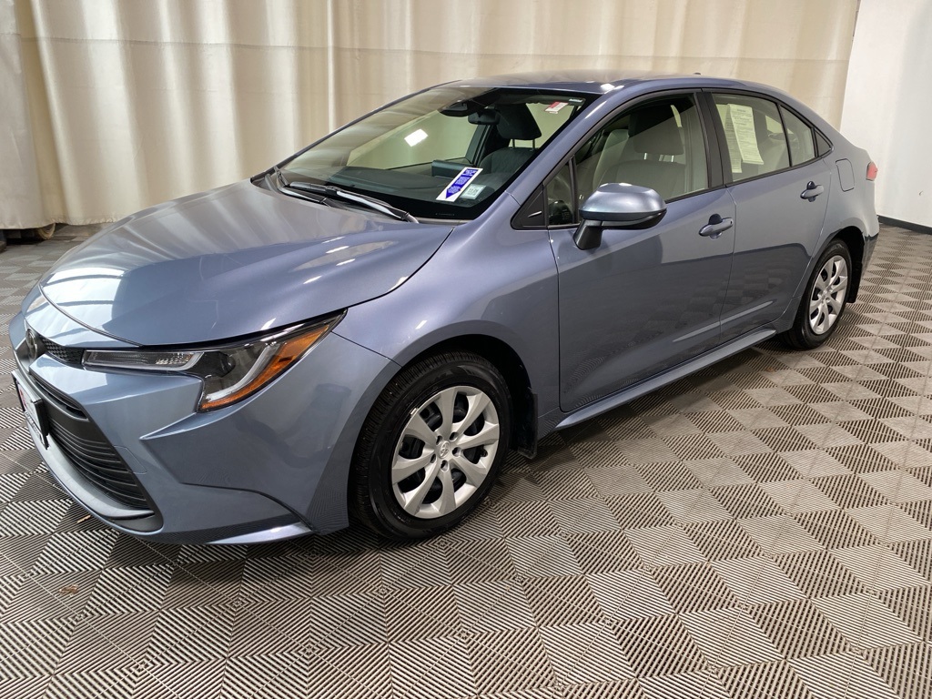 2024 Toyota Corolla LE photo 4