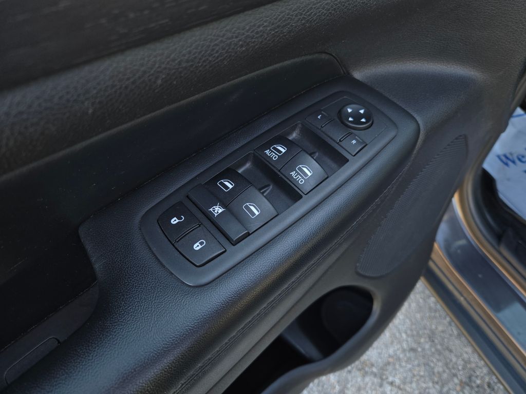2018 Jeep Grand Cherokee Laredo photo 10