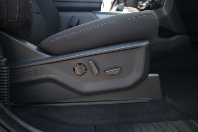 2025 Ford F-150 XLT photo 12