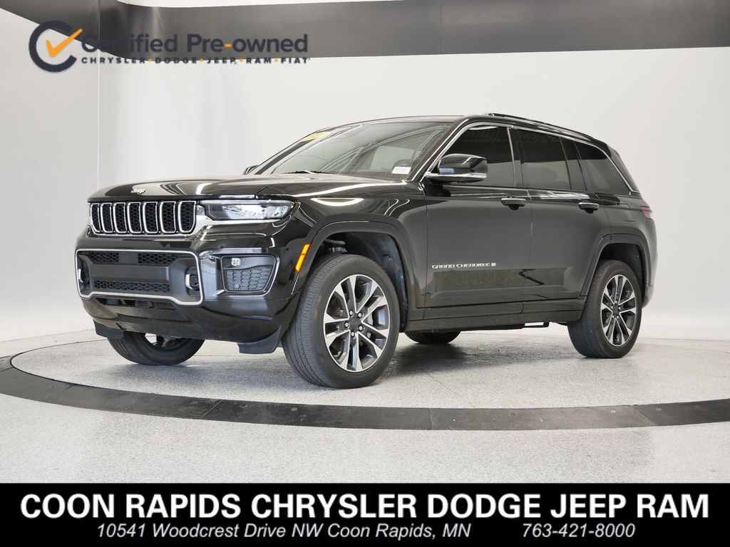 2022 Jeep Grand Cherokee Overland's photo