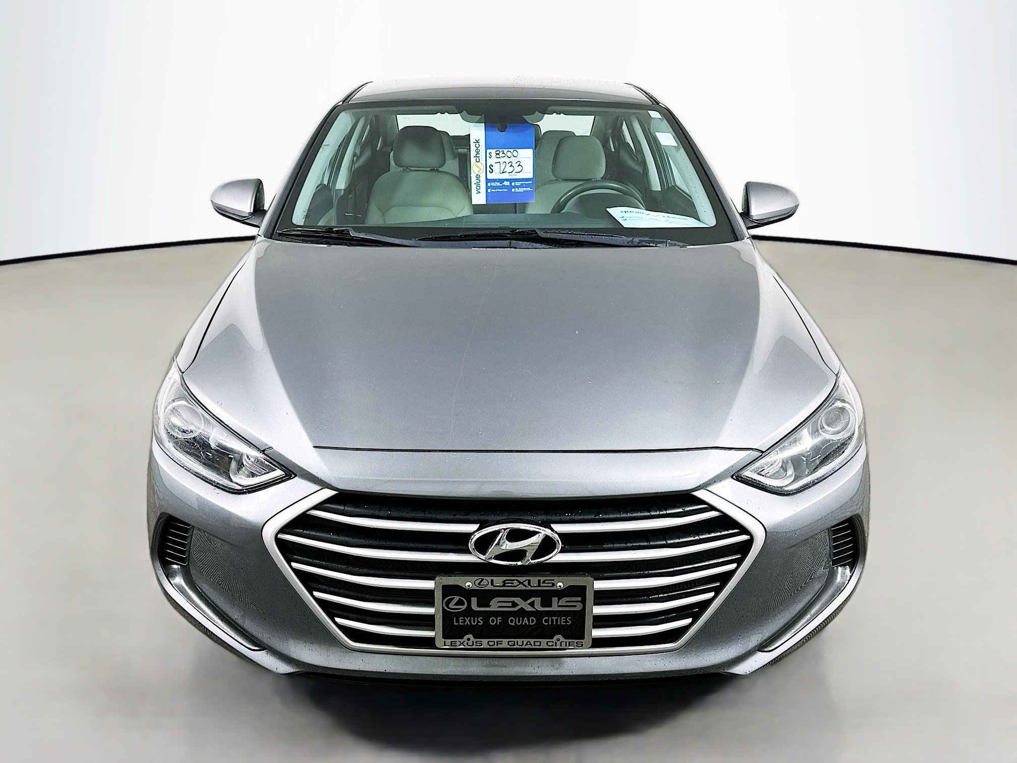 Used 2018 Hyundai Elantra SE with VIN 5NPD74LF4JH350661 for sale in Davenport, IA