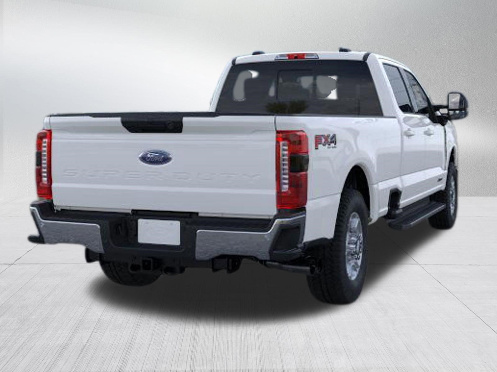 2026 Ford F-350 XLT photo 8