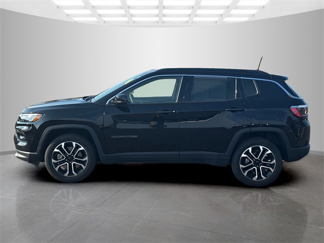 2023 Jeep Compass Limited photo 3