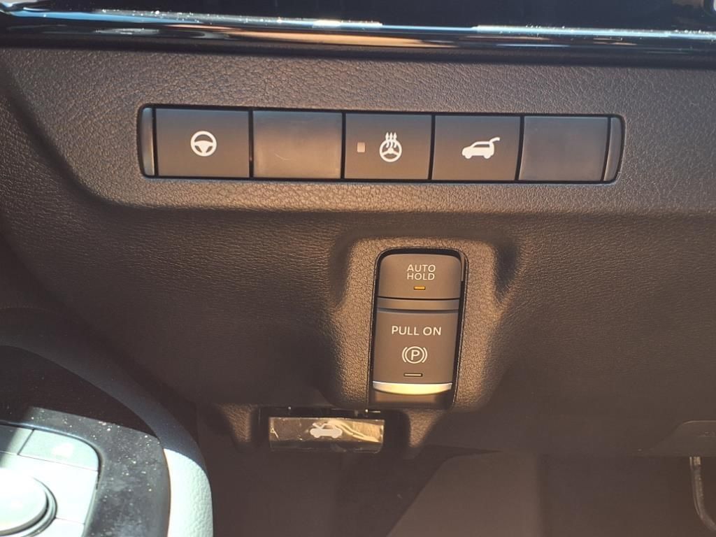 2025 Nissan Murano SL photo 9