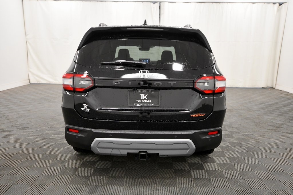 2025 Honda Pilot TrailSport photo 3