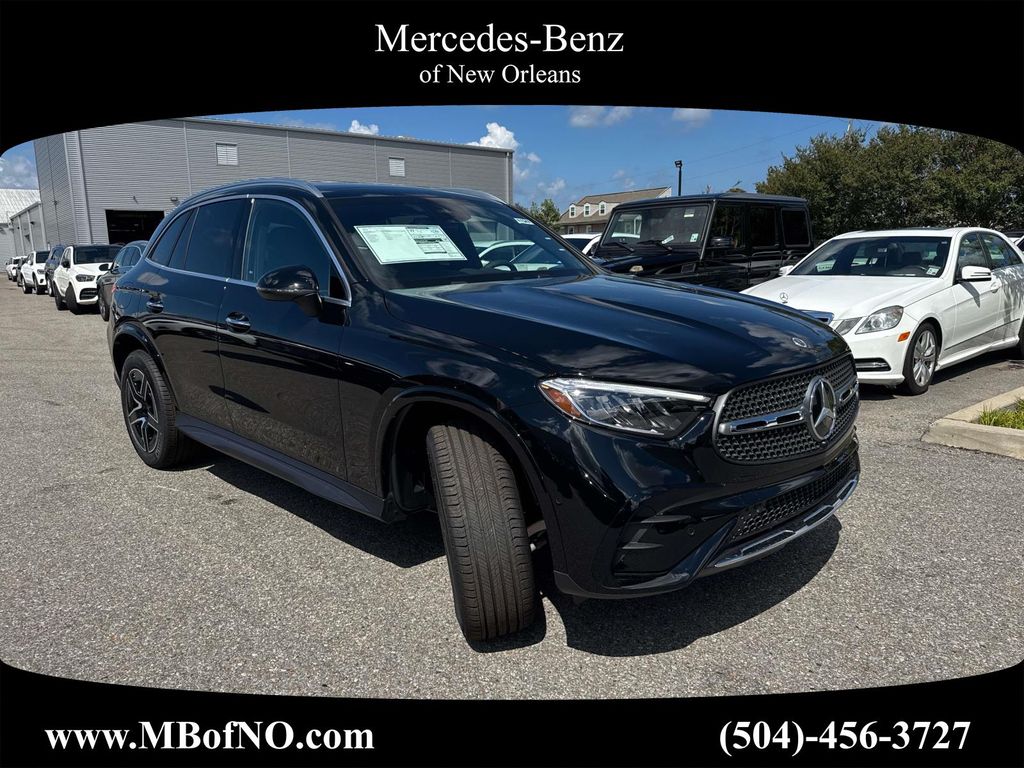 2026 Mercedes-Benz GLC Base's photo