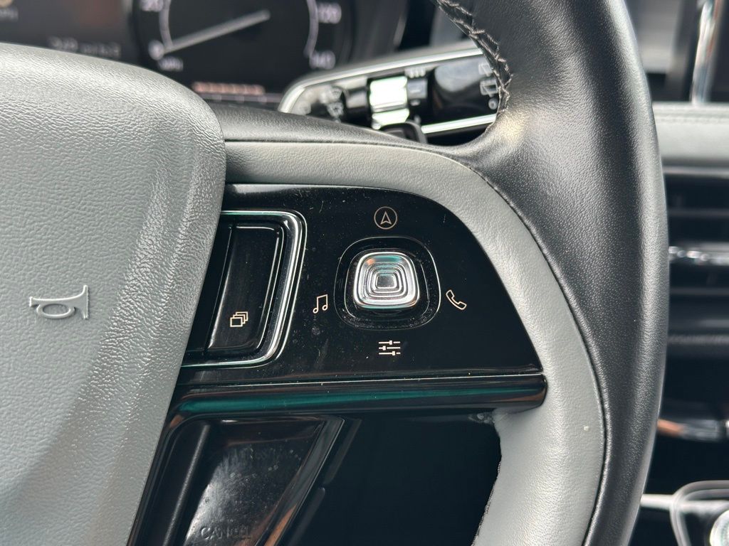 2021 Lincoln Corsair Standard photo 37
