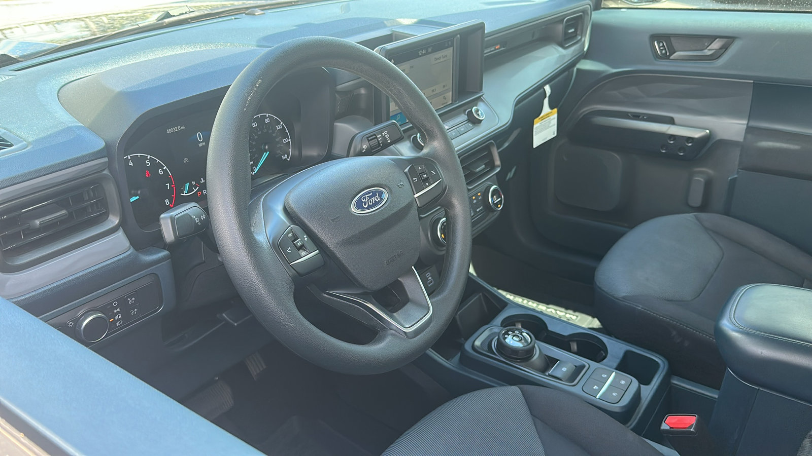 2022 Ford Maverick XL photo 4