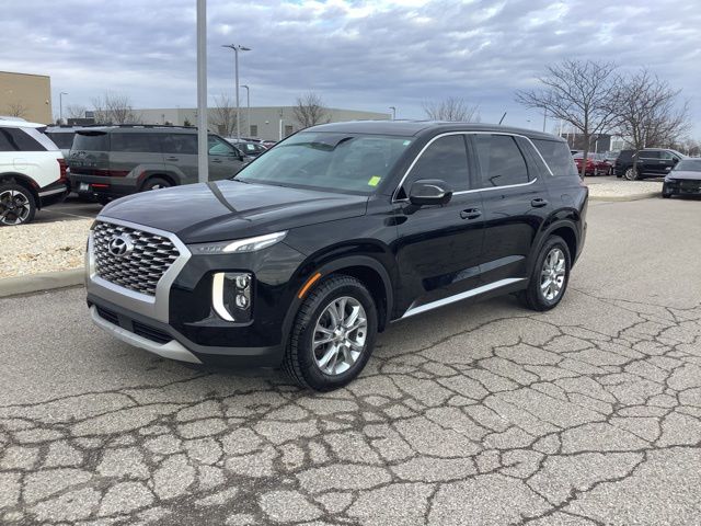2022 Hyundai Palisade SE's photo