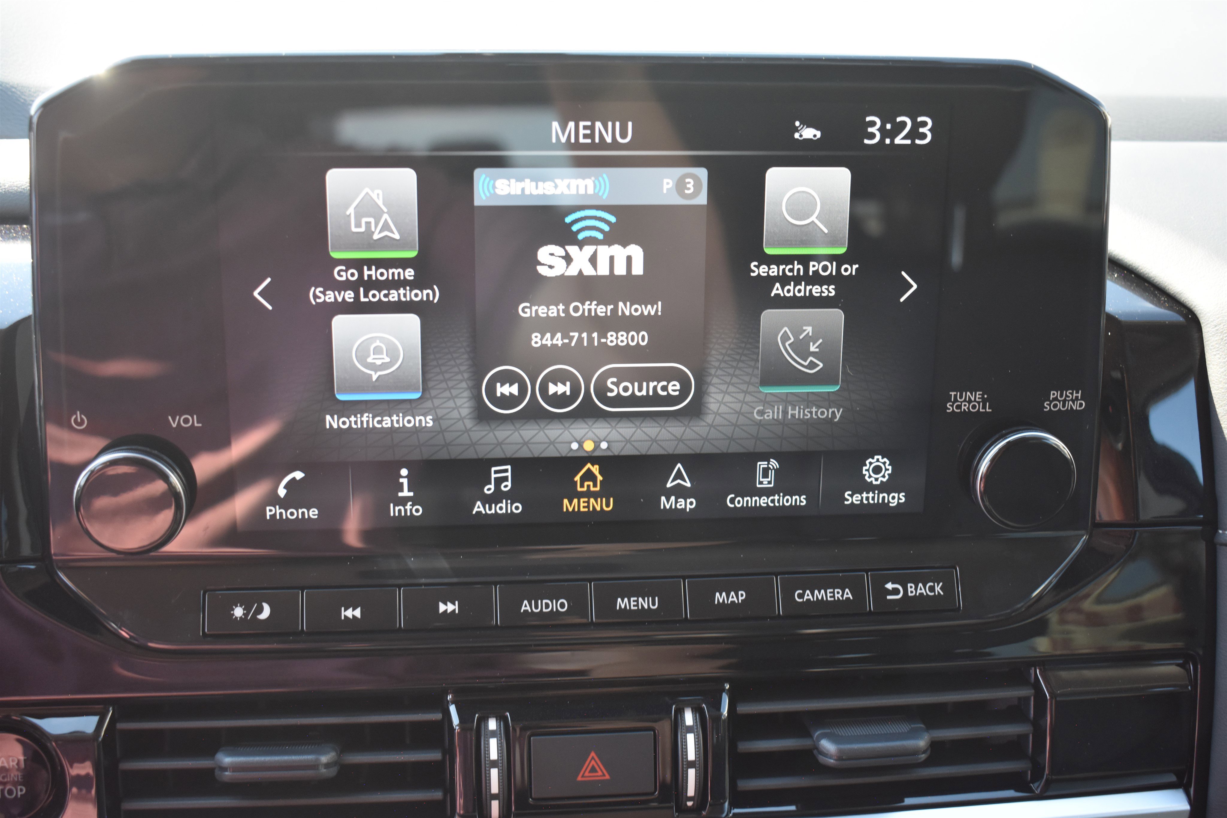 2025 Nissan Pathfinder SL photo 14
