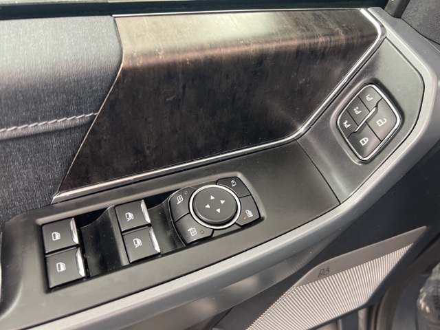2022 Ford F-150 Lariat photo 12