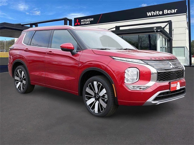 2025 Mitsubishi Outlander SEL's photo