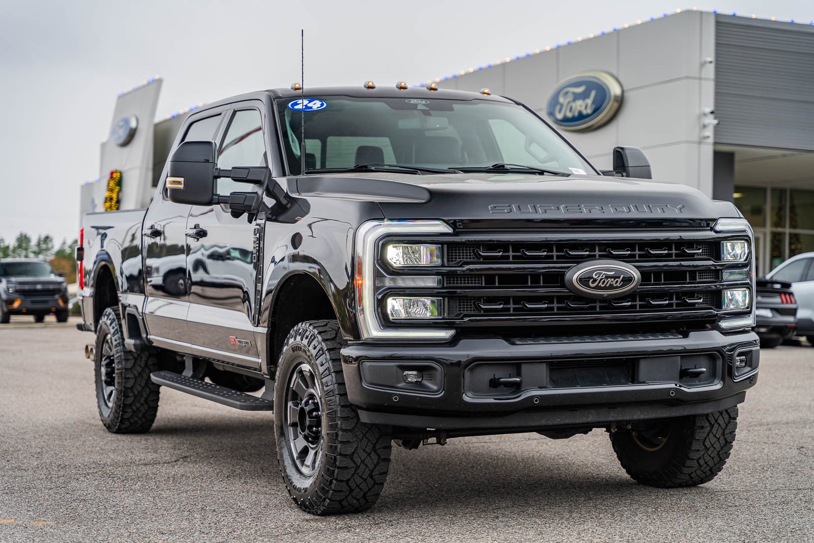 2024 Ford F-250 Super Duty Lariat's photo
