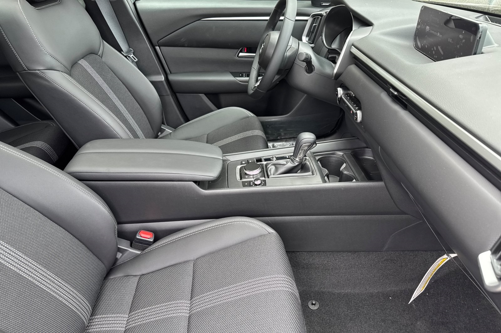 2025 Mazda CX-50 2.5 S Premium photo 15