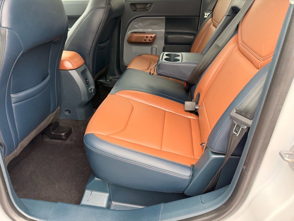 2023 Ford Maverick Lariat photo 12