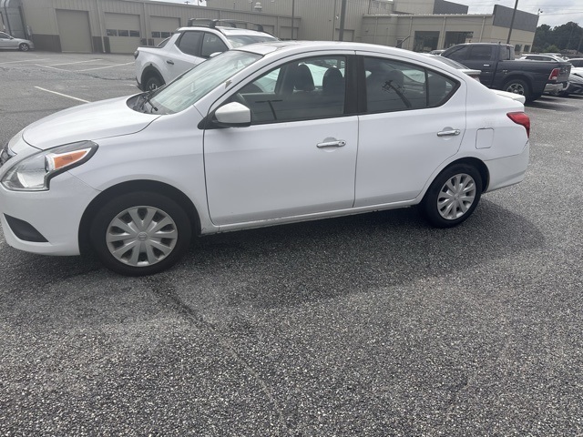 2018 Nissan Versa 1.6 SV photo 13