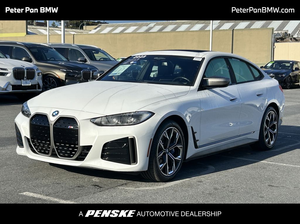 2023 BMW i4 M50's photo