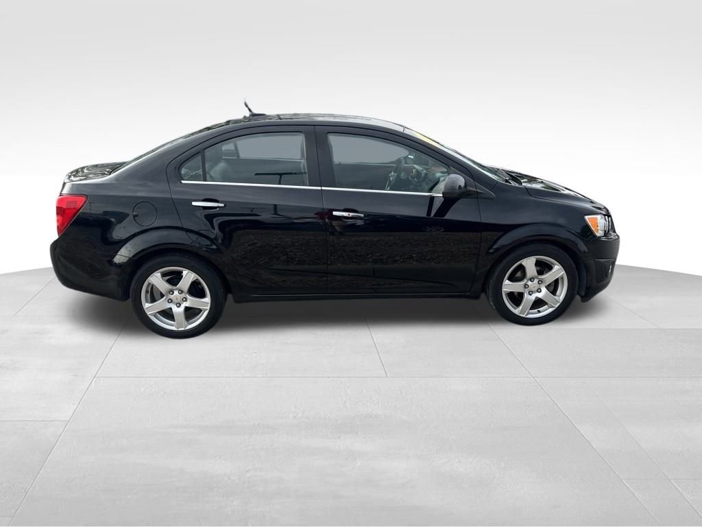 2012 Chevrolet Sonic LTZ photo 5
