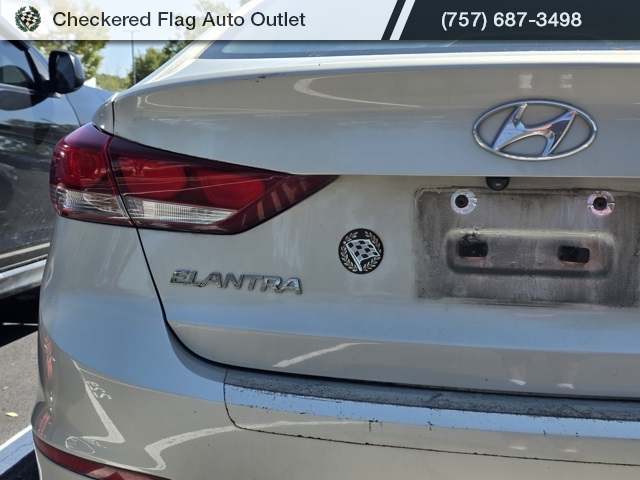 2017 Hyundai Elantra SE photo 7
