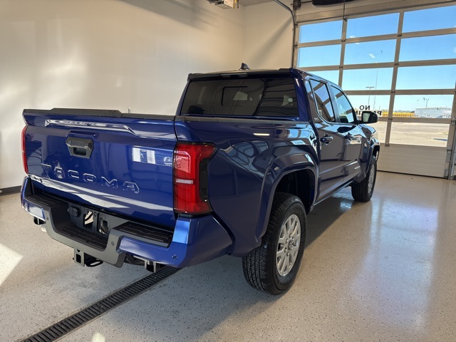 2025 Toyota Tacoma SR5 4x4 Double Cab photo 4