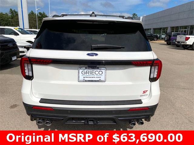 2025 Ford Explorer ST photo 4