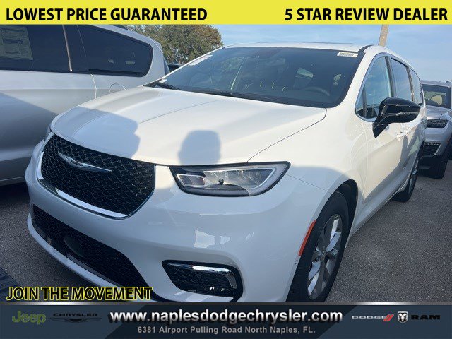 2026 Chrysler Pacifica Limited's photo