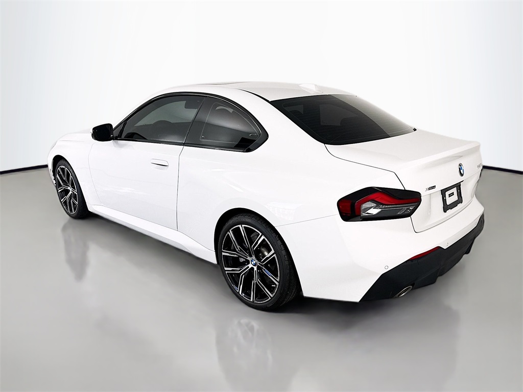 2023 Bmw 230i xDrive photo 3