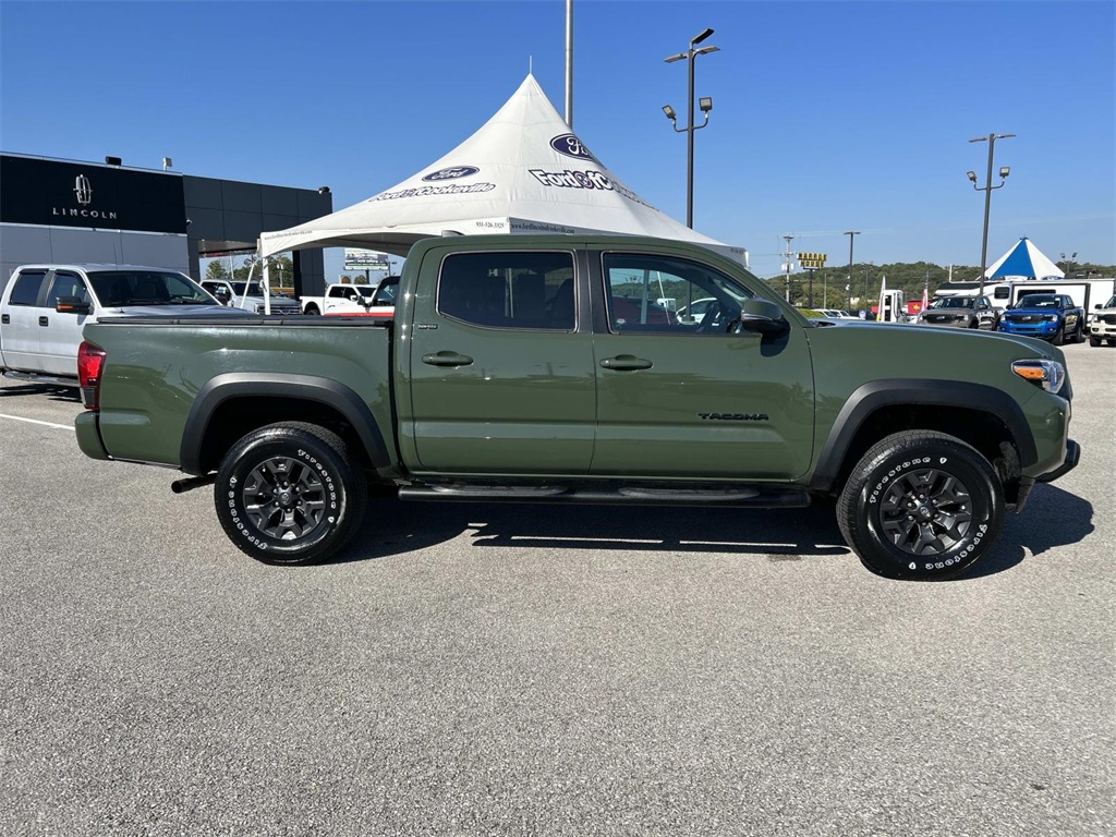2021 Toyota Tacoma SR5 photo 3