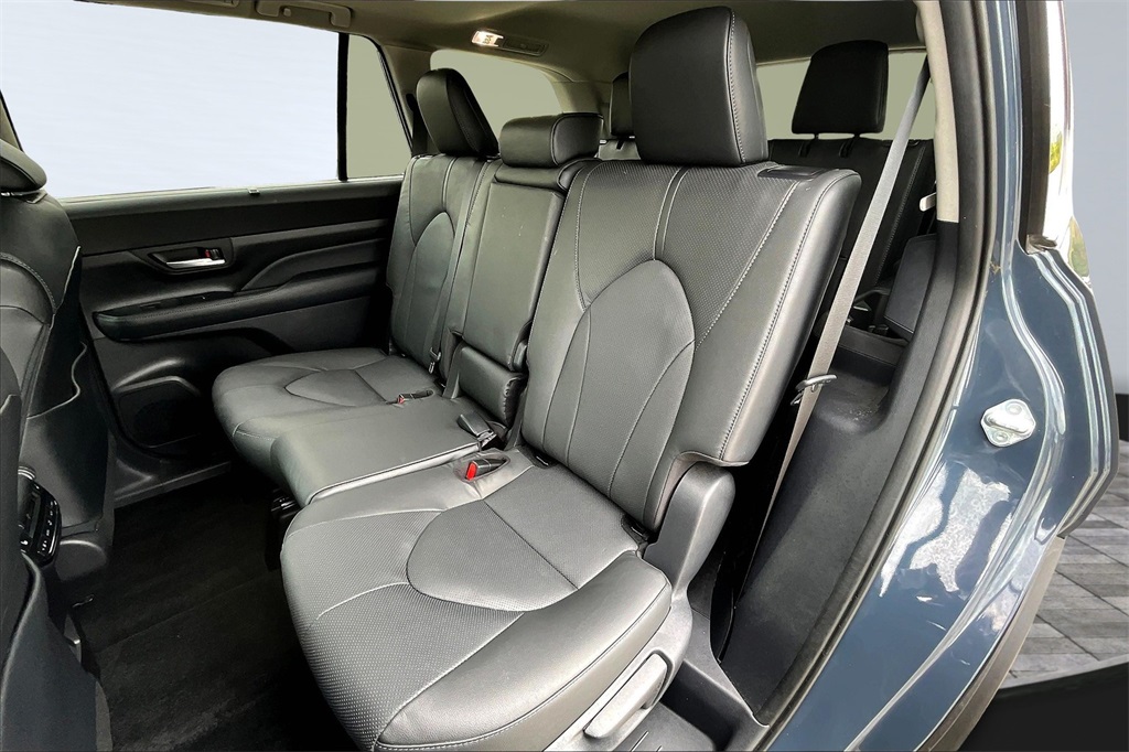 2024 Toyota Grand Highlander Limited photo 15