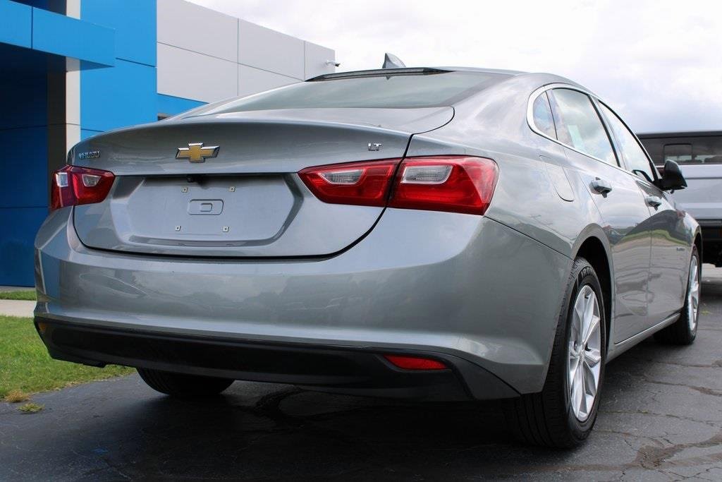 2023 Chevrolet Malibu 1LT photo 3