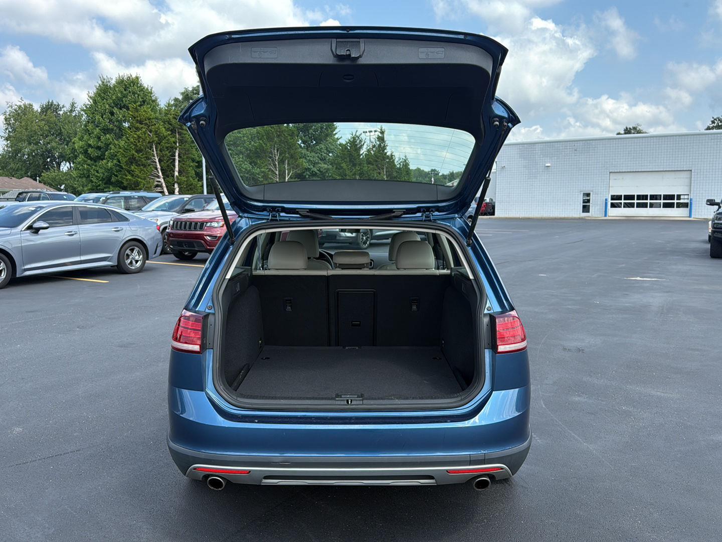 2019 Volkswagen Golf Alltrack S photo 10