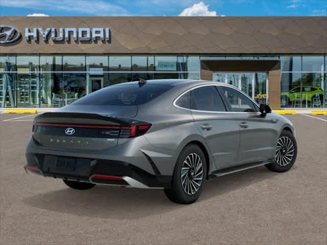 2026 Hyundai Sonata Hybrid Limited photo 2