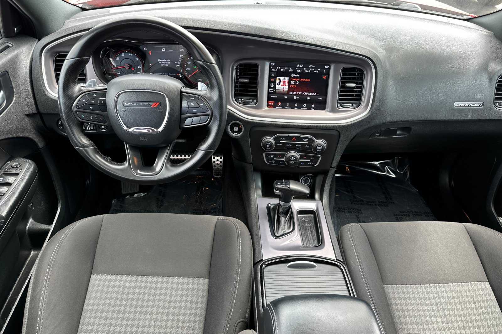 2022 Dodge Charger R/T photo 14