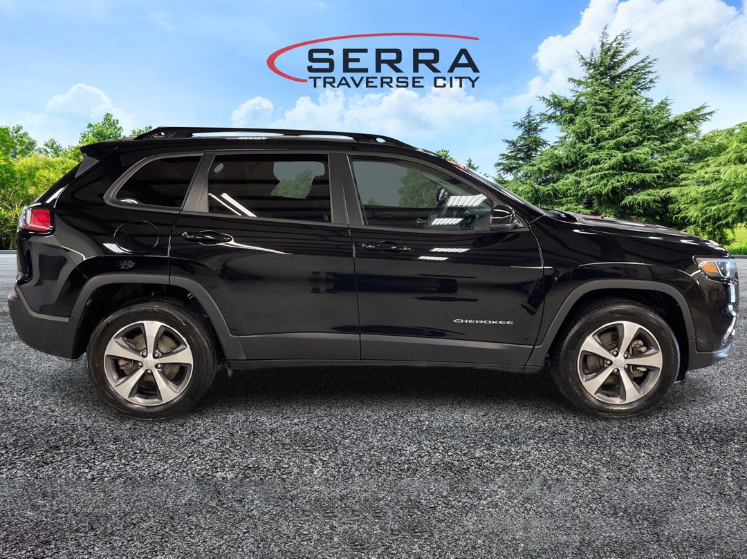 2022 Jeep Cherokee Limited photo 2