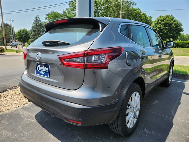 2021 Nissan Rogue Sport S photo 4