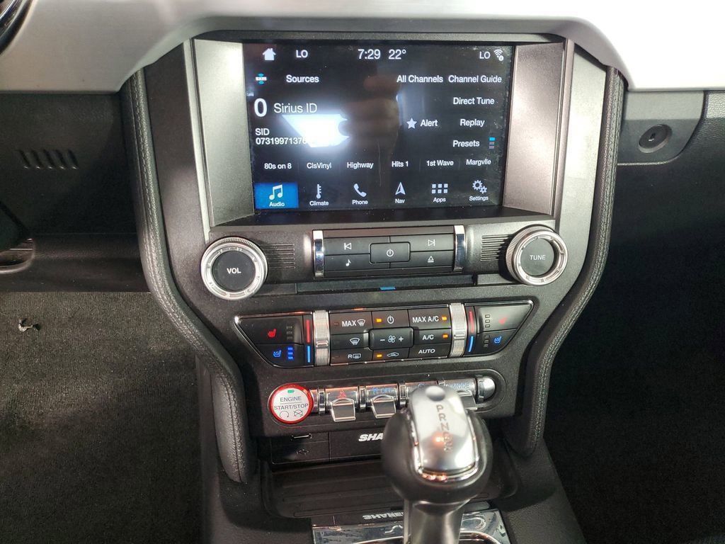 2017 Ford Mustang EcoBoost Premium photo 15