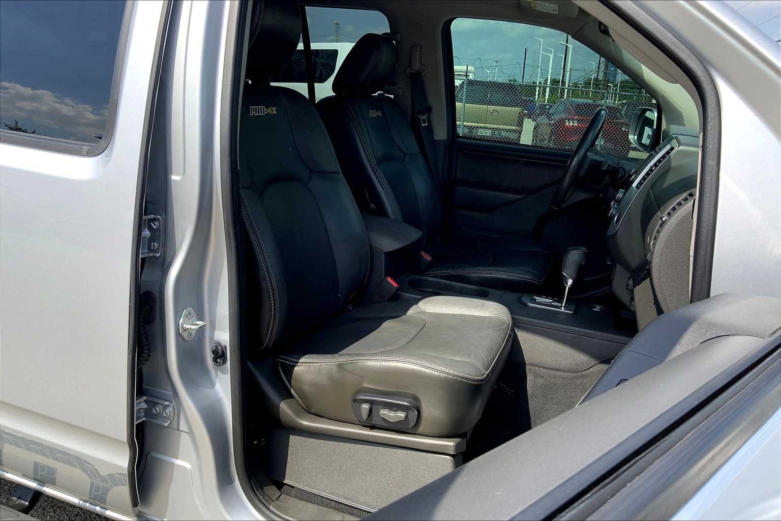 2021 Nissan Frontier PRO-4X photo 21
