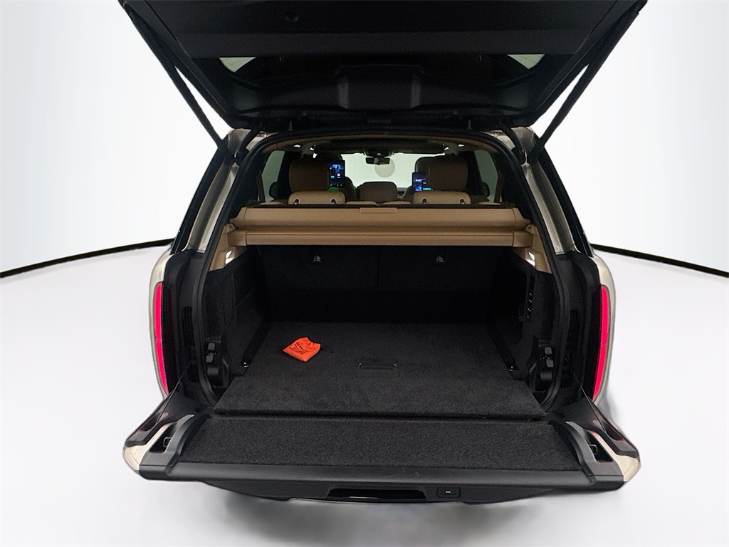 2025 Land Rover Range Rover SE photo 27