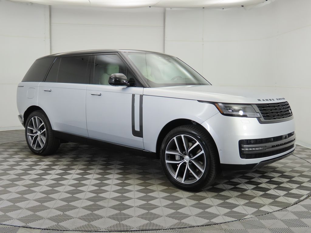 2025 Land Rover Range Rover SE photo 3
