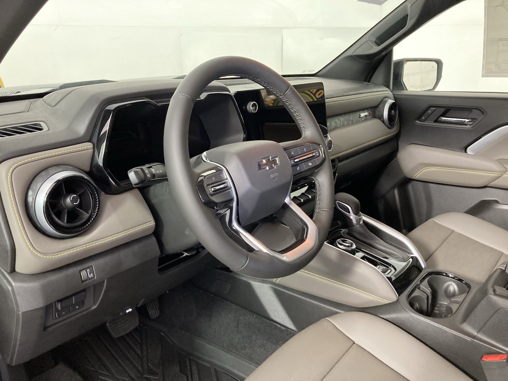 2025 Chevrolet Colorado ZR2 photo 12