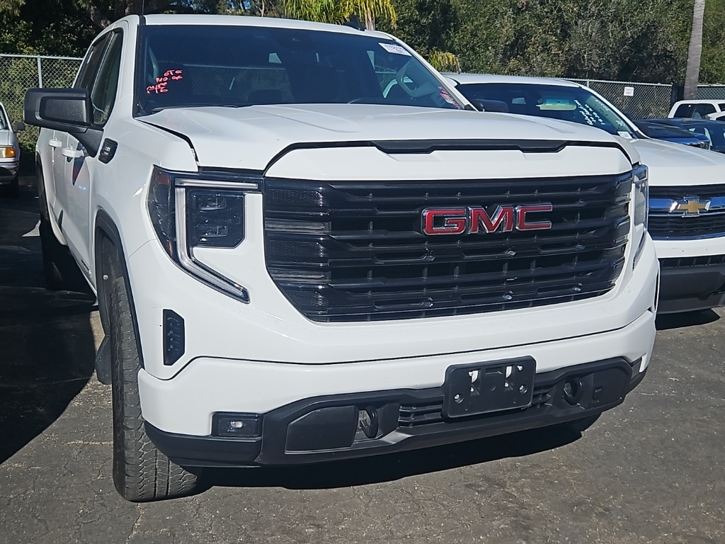 2023 GMC Sierra SLE's photo