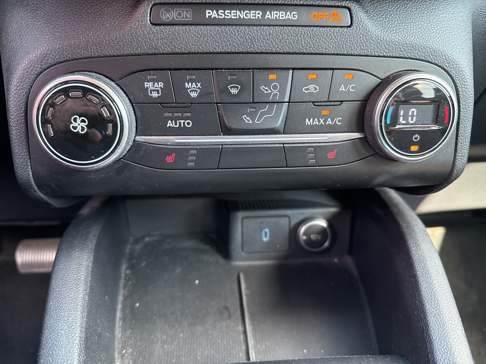 2020 Ford Escape SE photo 11