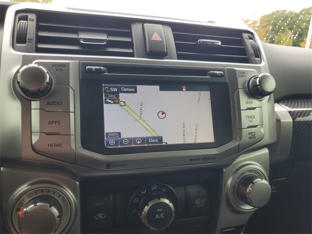 2019 Toyota 4Runner SR5 Premium photo 21