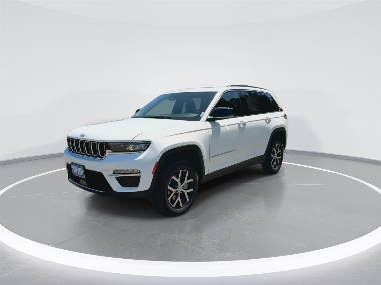 2025 Jeep Grand Cherokee Limited photo 2