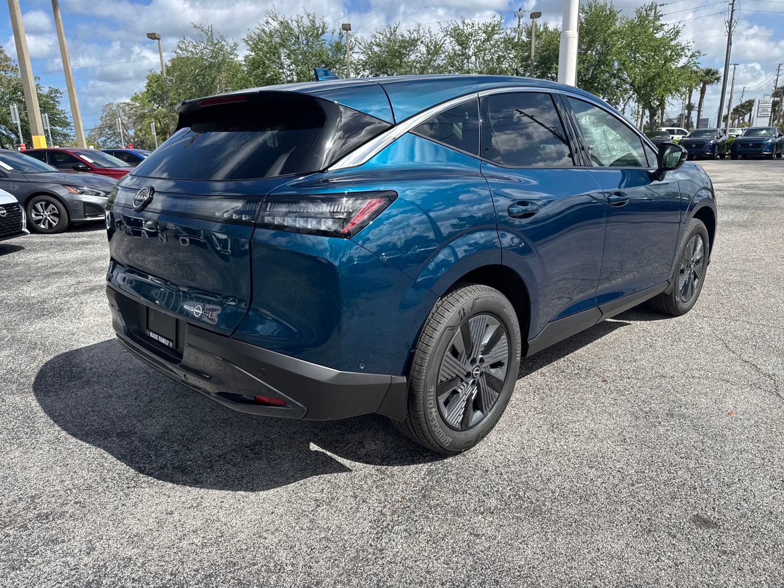 2025 Nissan Murano SL photo 5