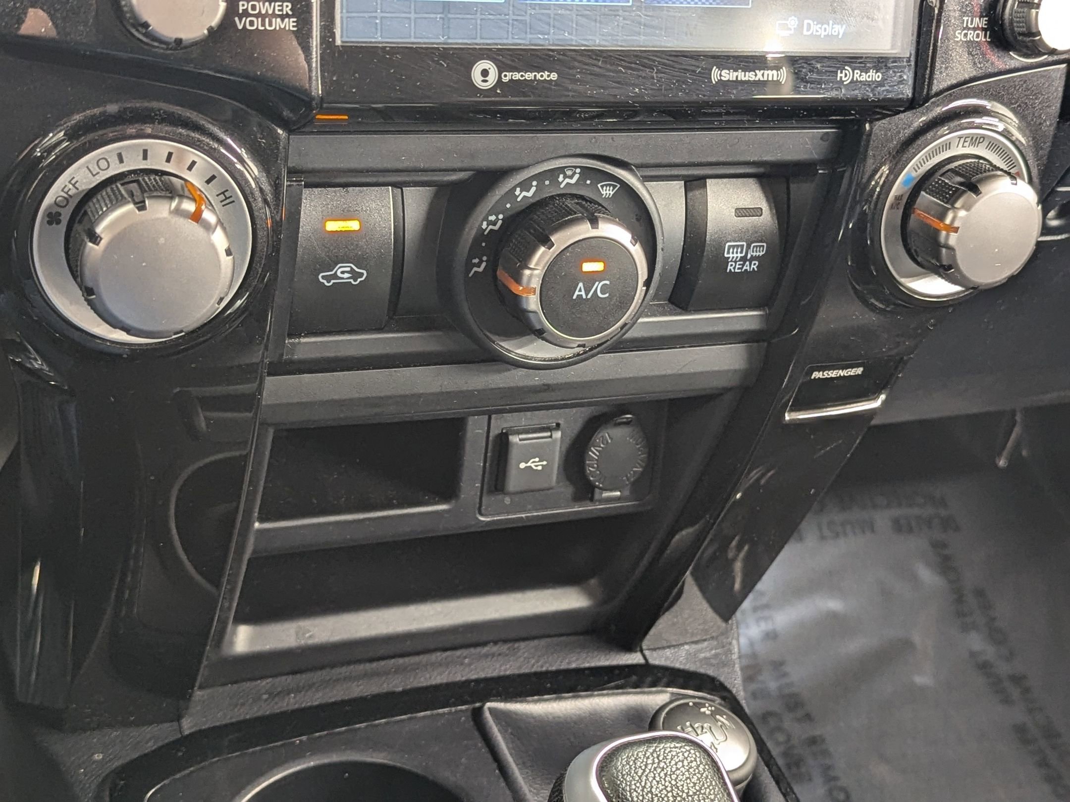 2020 Toyota 4Runner TRD Premium photo 27
